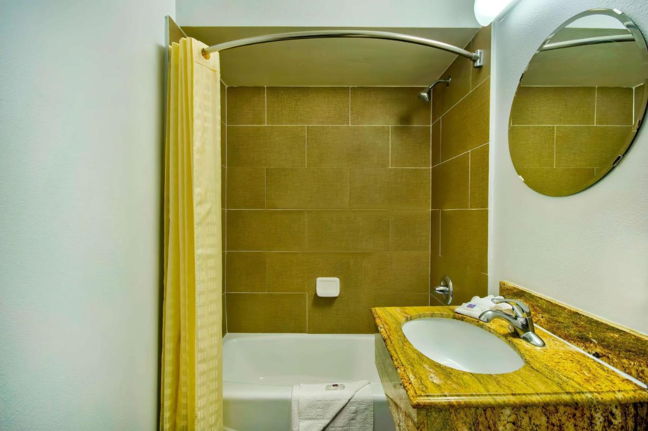 Motel 6 Gardena Bagian luar foto